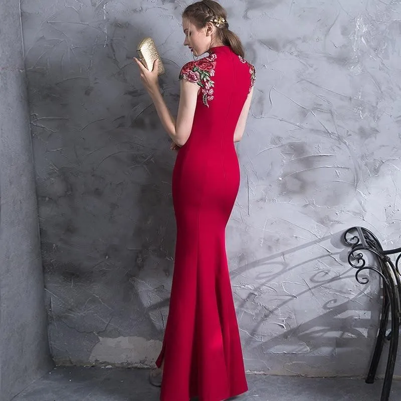 Embroidery Modern Cheongsam Red Sexy Qipao Long Traditional Chinese Dress